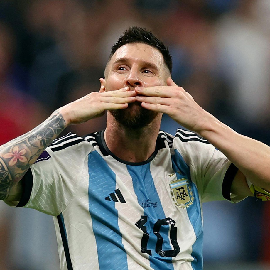 The Famous Biography of Lionel Messi - The Digital Biography The